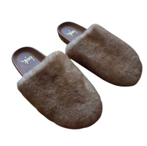 Beek Flufftail Shearling Mules Size 8